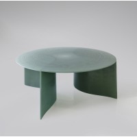 <a href=https://www.galeriegosserez.com/gosserez/artistes/cober-lukas.html>Lukas Cober</a> - New Wave - Round coffee table (Volan Green)